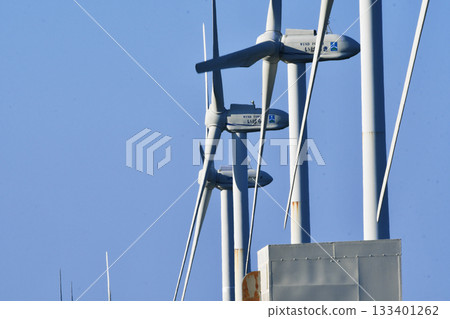 大型螺旋槳風力發電機_06 133401262