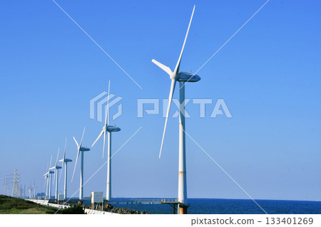 大型螺旋槳風力發電機_13 大型螺旋槳風力發電機_13 133401269