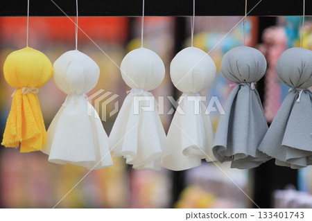 很多晴天娃娃 很多晴天娃娃 133401743