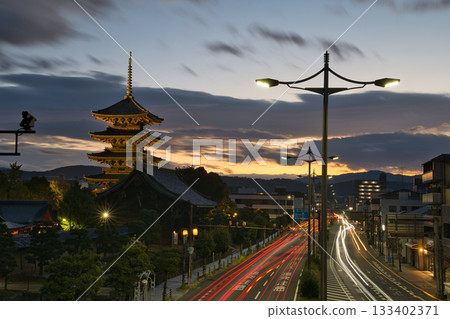 Toji Temple, Kyoto Early morning illumination of Toji Temple Toji Temple, Kyoto Early morning illumination of Toji Temple 133402371