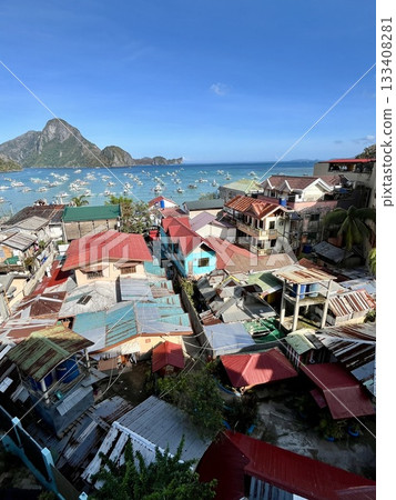 愛妮島，被稱為上帝創造的「最後一片未被探索的土地」。 133408281