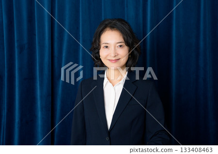 Business portrait of a middle-career woman Business portrait of a middle-career woman 133408463