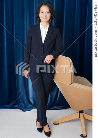 Business portrait of a middle-career woman 133408465