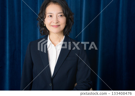 Business portrait of a middle-career woman Business portrait of a middle-career woman 133408476
