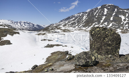 Snowy landscape view at Leirvassbu in Leirdalen, Jotunheimen National Park during a clear day 133409127
