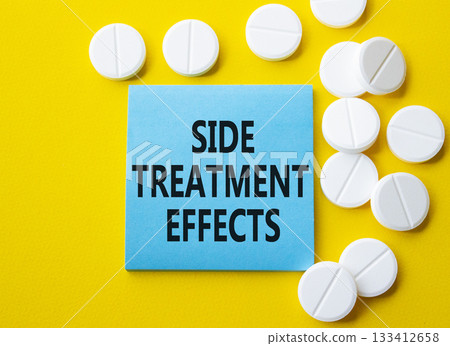 Side Treatment Effects symbol. Concept words Side Treatment Effects on blue note. Beautiful yellow background with pills. Healthcare and Side Treatment Effects concept. Copy space. 133412658