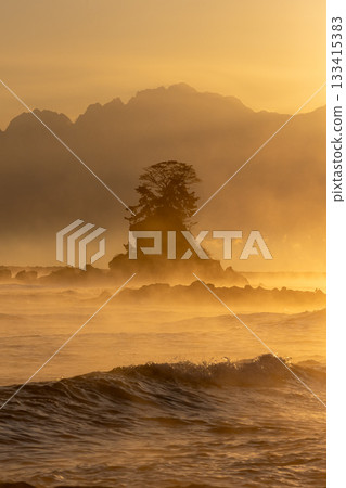Fantastic storm and morning waves_Vertical Fantastic storm and morning waves_Vertical 133415383