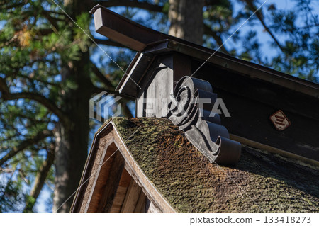 旅海山橫造寺院內的秋景 133418273