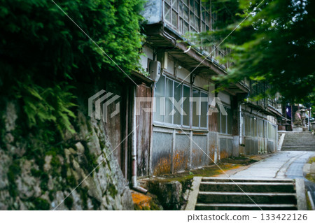 The former inns of "Nose Myokenzan" that retain the atmosphere of the Taisho era The former inns of "Nose Myokenzan" that retain the atmosphere of the Taisho era 133422126