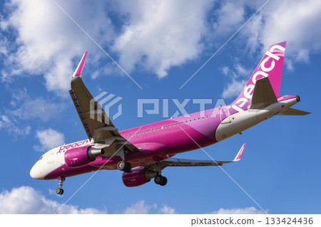 秋日仙台機場，飛機降落，宮城縣名取市 133424436