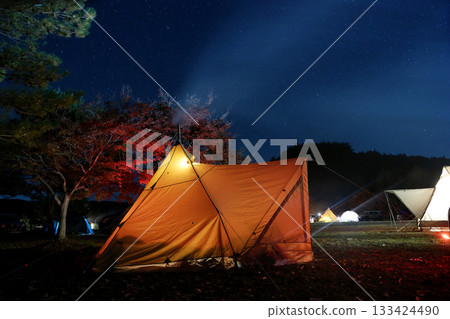 Camping under the stars Camping under the stars 133424490