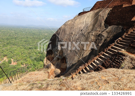 錫吉里耶岩石景觀[斯里蘭卡] 133426991