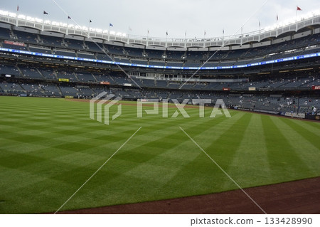 紐約，曼哈頓，洋基體育場，賽前從外野座位看到的景象 133428990