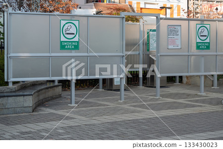 河內松原站前吸煙區的全景 河內松原站前吸煙區的全景 133430023