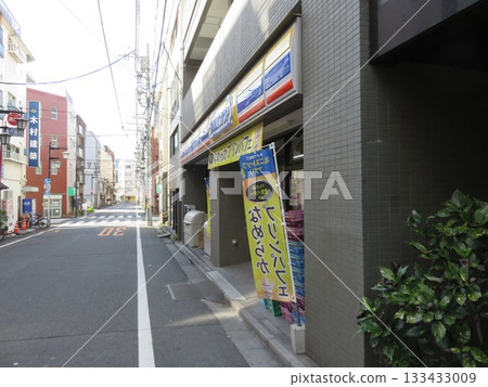 convenience store convenience store 133433009