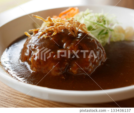 Demi-glace sauce curry Demi-glace sauce curry 133436137