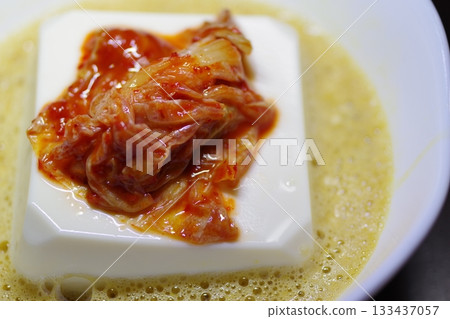 Delicious kimchi natto 133437057