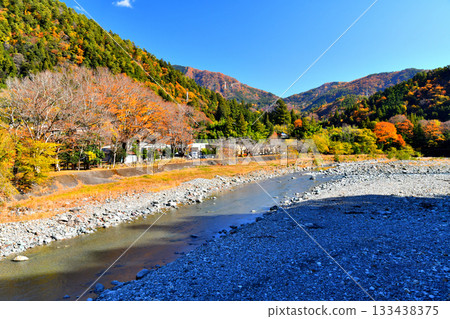 草潮橋/早川下游/草潮溫泉地區景觀（山梨縣早川町）[2025年11月] 133438375