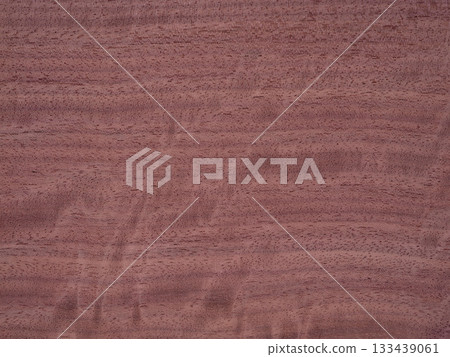 Evaporated lime veneer with a fine, even grain and soft beige color 133439061