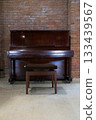 Old piano 133439567