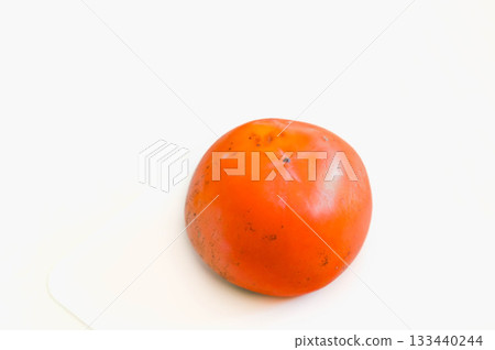 Ripe persimmon 133440244