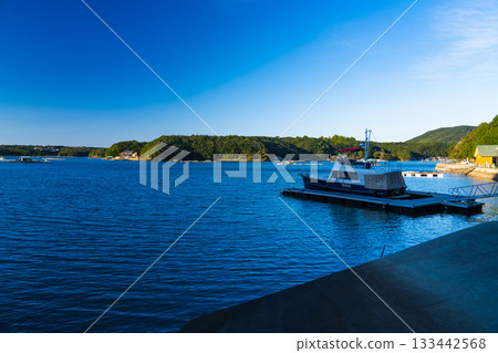 View the beautiful sea of Kashikojima 133442568