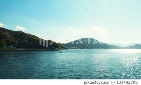 閃耀瀨戶內海,廣島港渡輪之旅 閃耀瀨戶內海,廣島港渡輪之旅 133442790