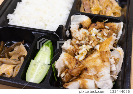 Delicious Yunbai pork Chinese lunch box Delicious Yunbai pork Chinese lunch box 133444056