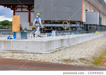 Heijo Palace Site East Tower Restoration Work East Tower Roof Relocation Preparation in Progress September 29, 2025 Heijo Palace Site East Tower Restoration Work East Tower Roof Relocation Preparation in Progress September 29, 2025 133445025