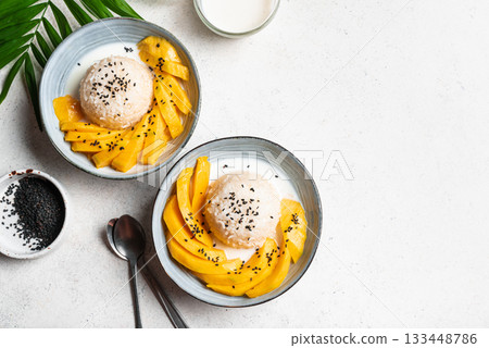 Mango Sticky Rice with coconut milk 133448786
