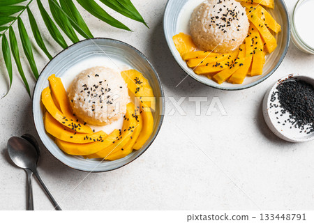 Mango Sticky Rice with coconut milk 133448791