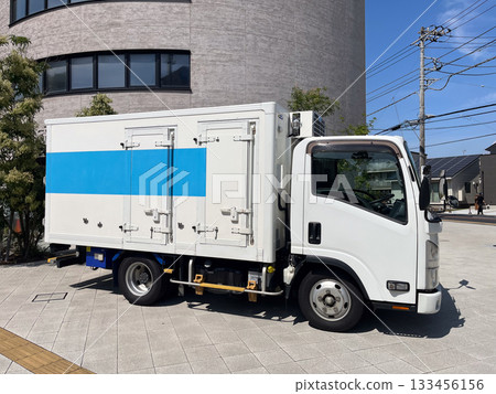 Image of a refrigerated vehicle Image of a refrigerated vehicle 133456156
