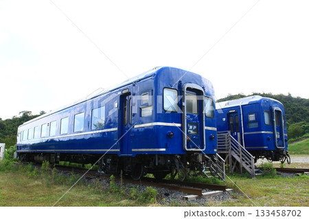 24 Series Blue Train Unpenji 24 Series Blue Train Unpenji 133458702