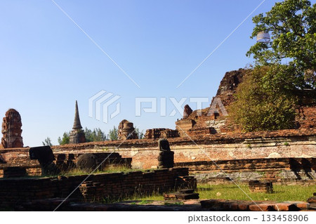 Scenery of Wat Phra Si Sanphet in Ayutthaya Historical Park, Ayutthaya, Thailand 133458906