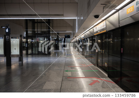 新加坡捷運月台 133459786