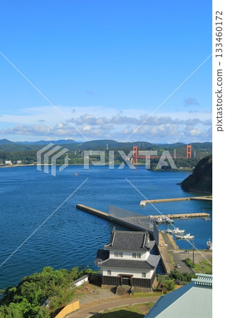 從平戶城天守閣眺望平戶海峽 從平戶城天守閣眺望平戶海峽 133460172