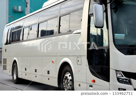 Large sightseeing bus 133462751