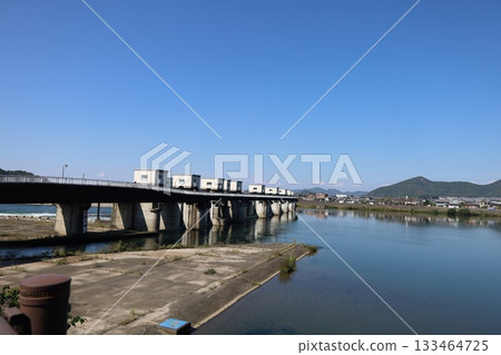 木曾川上的萊茵橋 [愛知縣犬山市] 133464725
