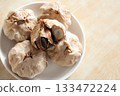 Black garlic 133472224