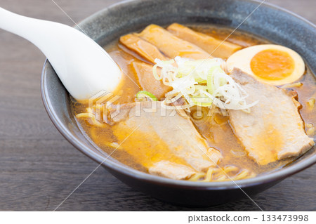 美味的味噌拉麵 美味的味噌拉麵 133473998