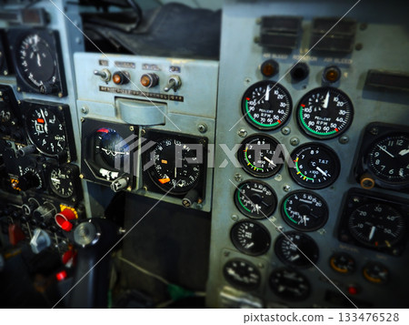 Mitsubishi T-2 cockpit 133476528