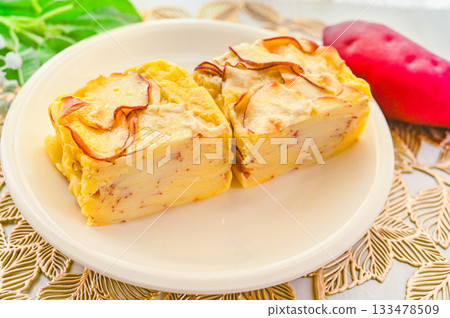 Chilled Invisible Sweet Potato Gateau 133478509