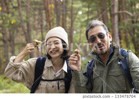A couple enjoying hiking A couple enjoying hiking 133478704