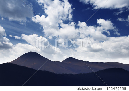 mountain landscape mountain landscape 133479366