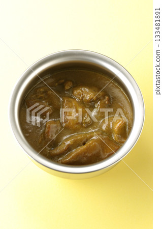 Chicken curry served on silver tableware 133481891