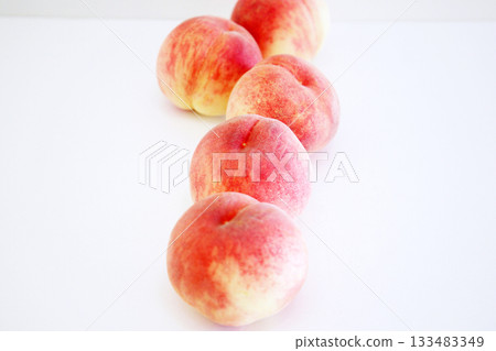 Freshly picked peaches Freshly picked peaches 133483349