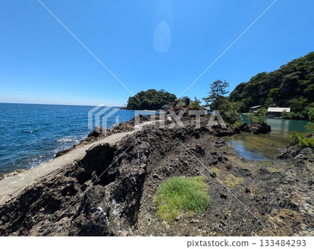 An island floating in the sea An island floating in the sea 133484293