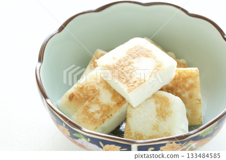 Grilled bean paste Grilled bean paste 133484585