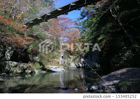 小田美山谷、安藝定淵風景、秋天(愛媛縣內子町) 小田美山谷、安藝定淵風景、秋天(愛媛縣內子町) 133485252