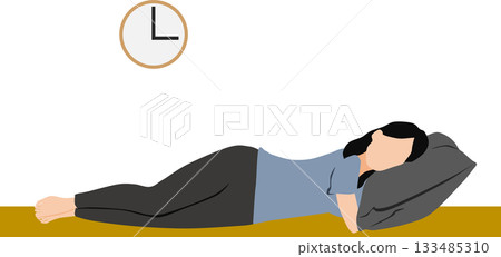 一個女人睡午覺的插圖 133485310